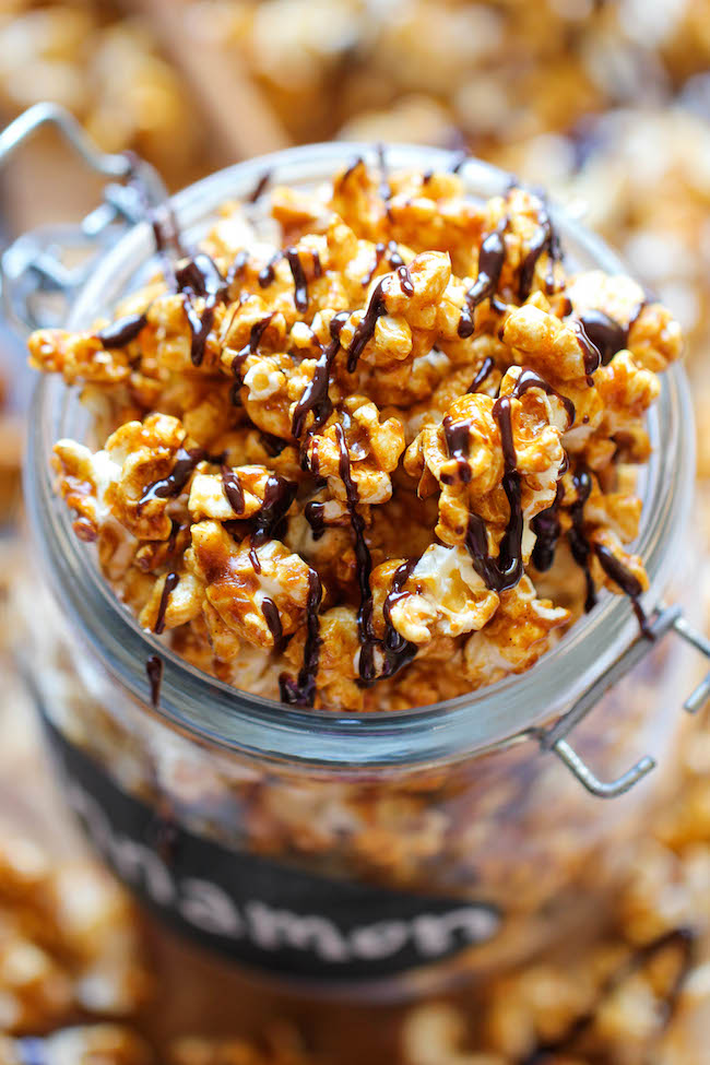 cinnamon-roll-caramel-corn