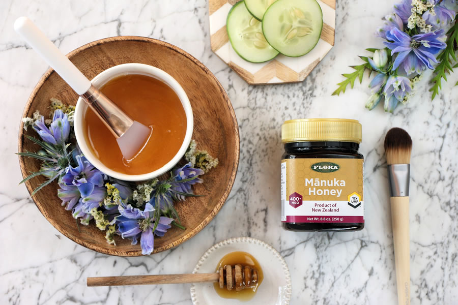 6 DIY Manuka Honey Face Masks Authentic Manuka HOney Flora Health | www.onbetterlivng.com